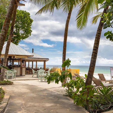 Blue Marlin Beach Hotel Diani Beach Zewnętrze zdjęcie