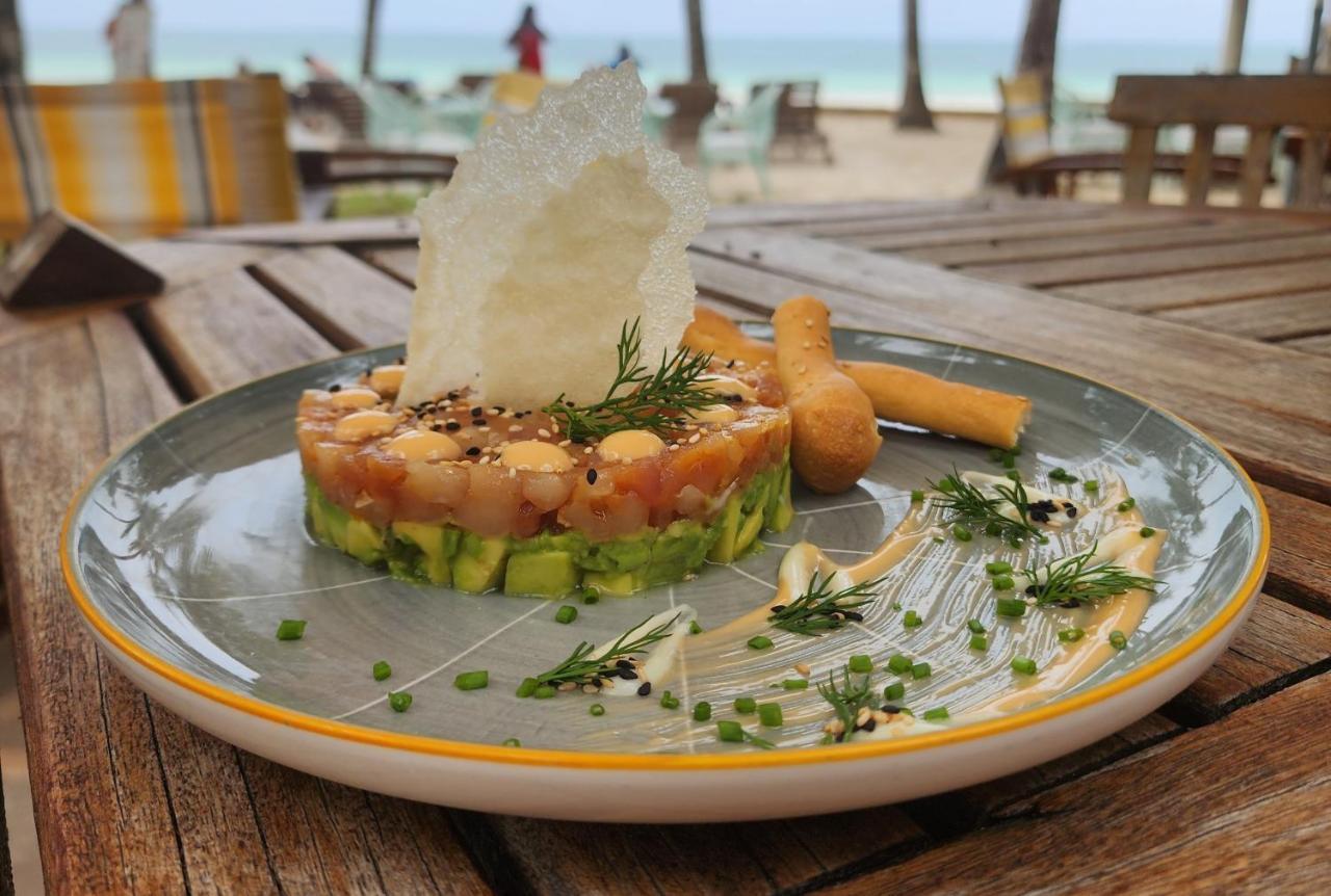 Blue Marlin Beach Hotel Diani Beach Zewnętrze zdjęcie