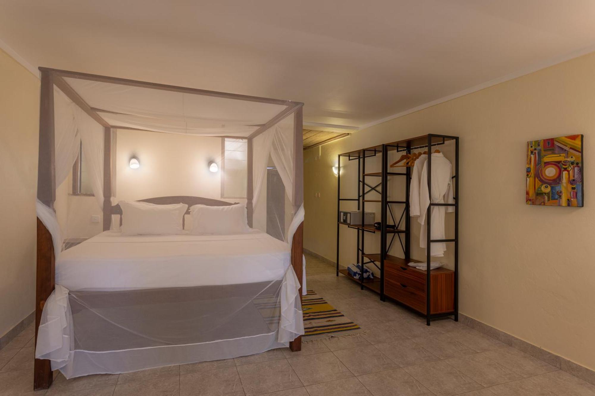 Blue Marlin Beach Hotel Diani Beach Pokój zdjęcie