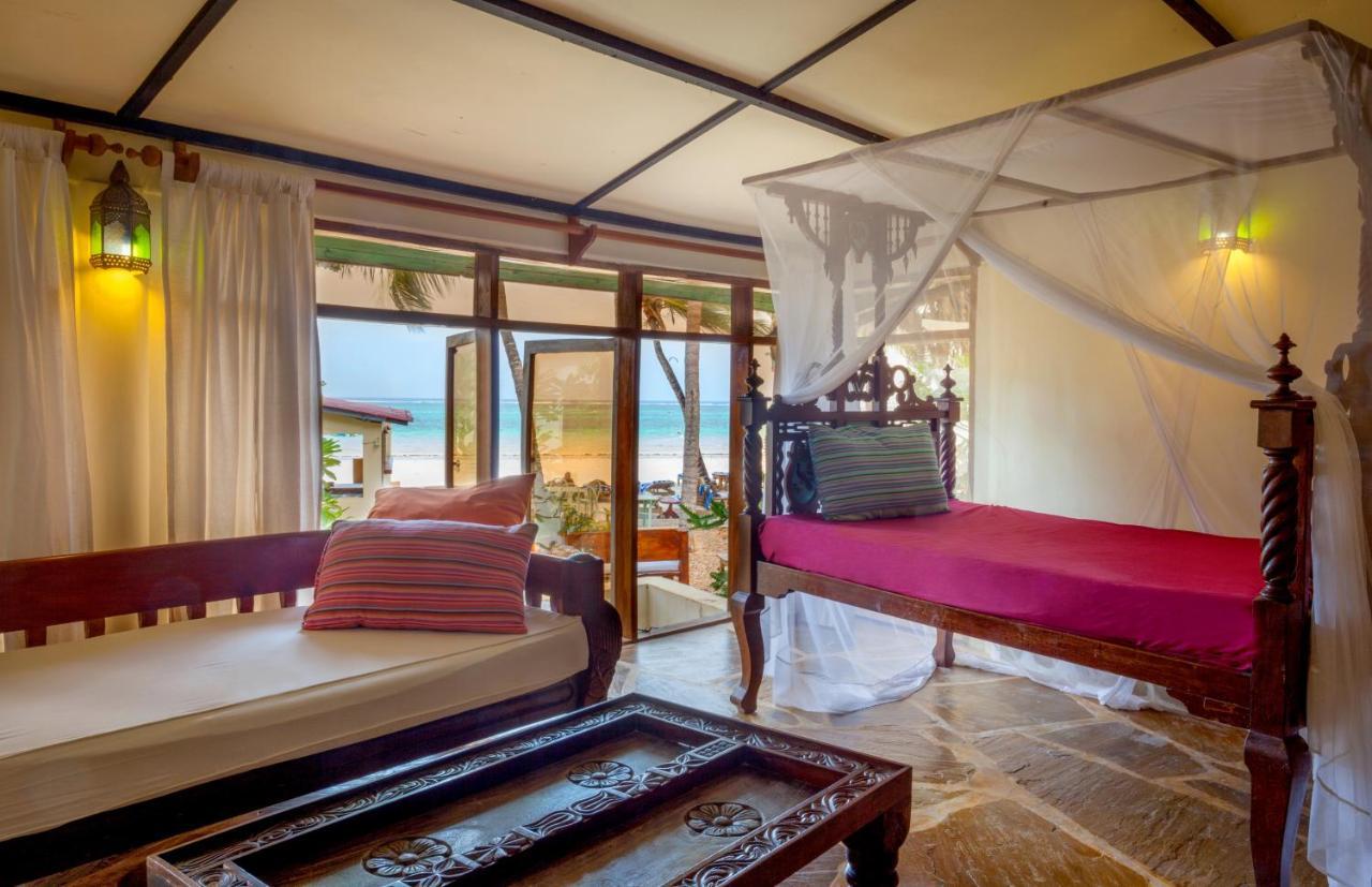 Blue Marlin Beach Hotel Diani Beach Zewnętrze zdjęcie